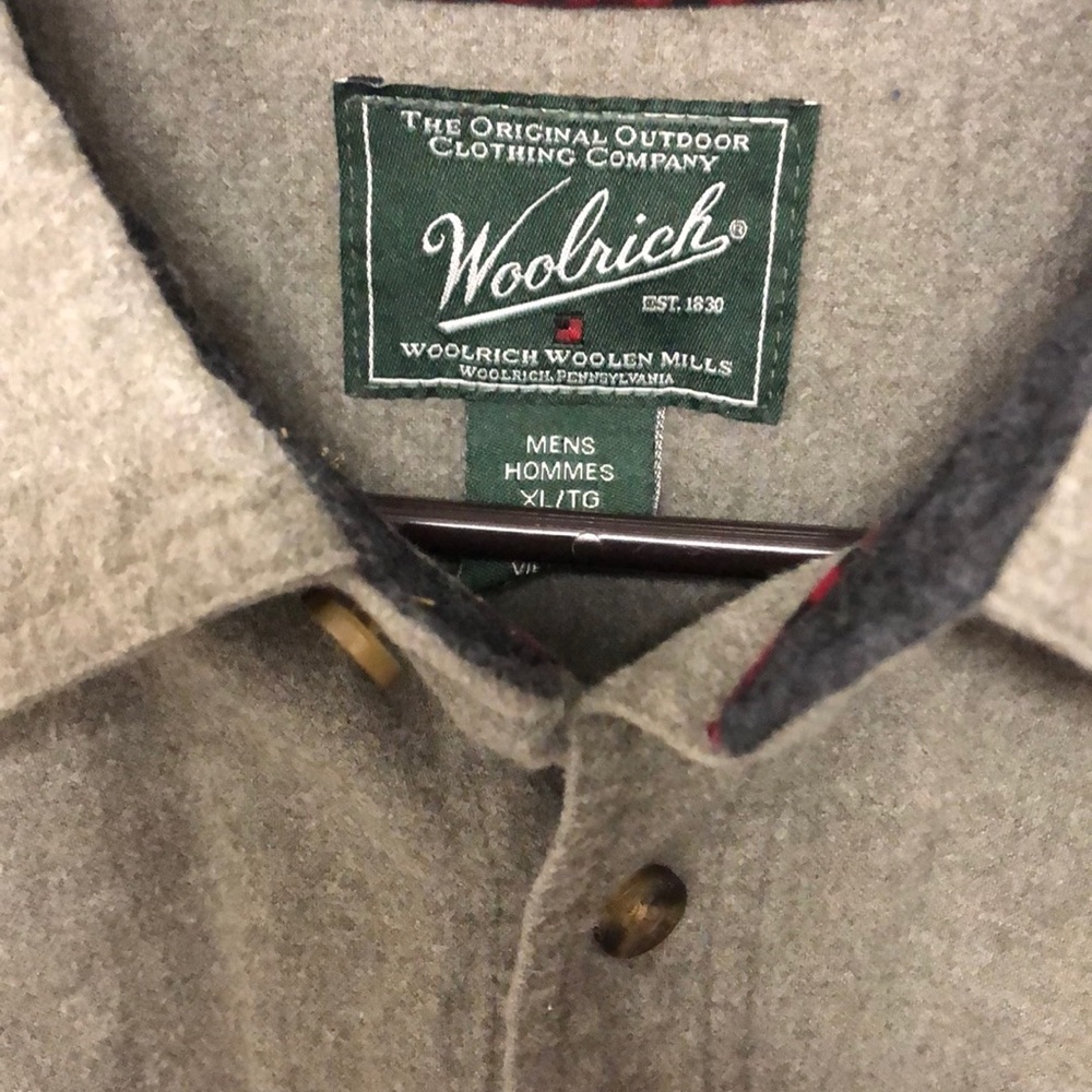 Woolrich Button Down - Picture 2 of 3